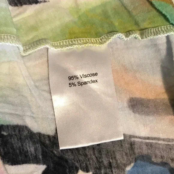 Krimson Klover Multicolor Graphic Long Sleeve Tee Size Medium Base Layer - Picture 4 of 8